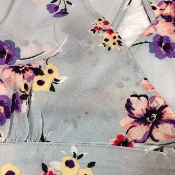 Floral Crop Top Front Tie, Size L - Picture 4 of 6